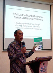 Pimpinan Umum Redaksi Metro Voice, Tomi, S.Pd., M.E., menjadi pembicara dalam acara Kuliah Umum
